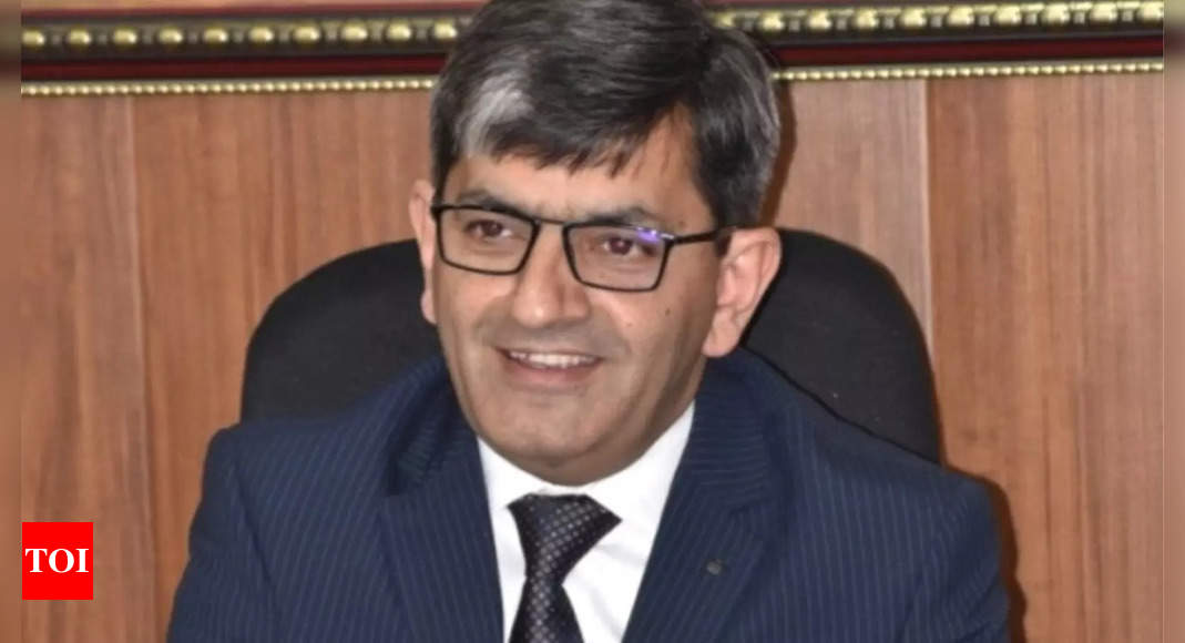 Dr Zabeer Ahmed takes over as Director CSIR- IIIM Jammu – Times of India