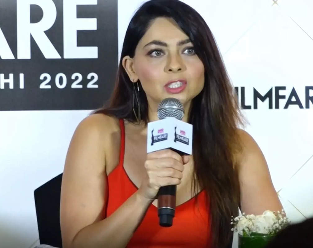 
7th Planet Filmfare Marathi Awards: Sonalee Kulkarni graced the press conference
