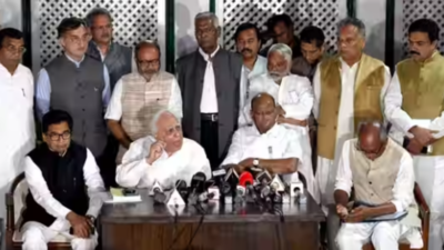 Opposition leaders to move EC with concerns on EVMs, remote voting