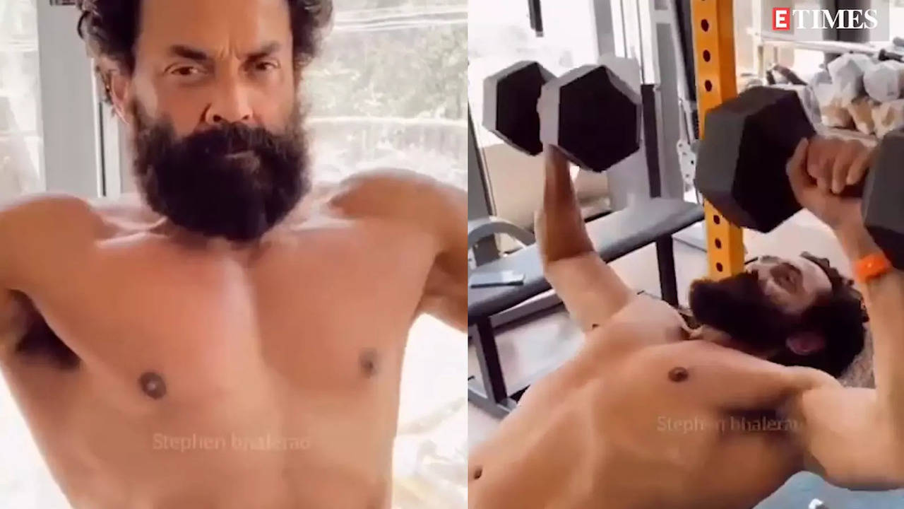 Bobby Deol Ka Sexy Video - Lord Bobby is back': 54-year-old Bobby Deol does some heavy-lifting in the  gym, leaves netizens impressed | Hindi Movie News - Bollywood - Times of  India