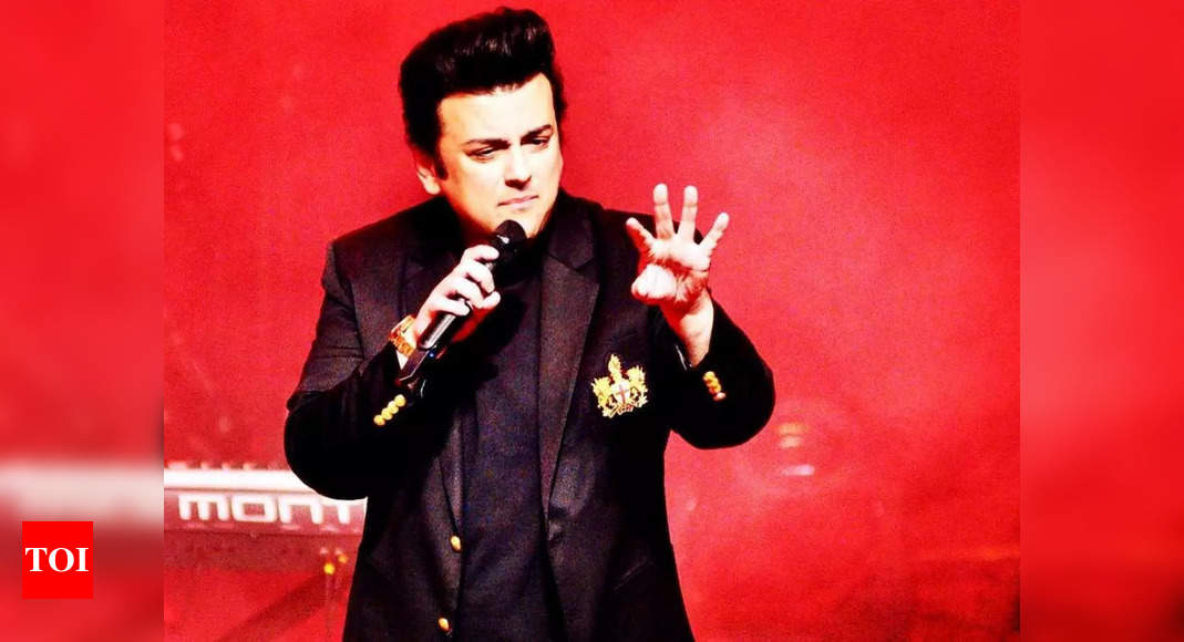 Adnan Sami opens up about acquiring Indian citizenship: People in Pakistan said I chose India because I was getting more money | Hindi Movie News