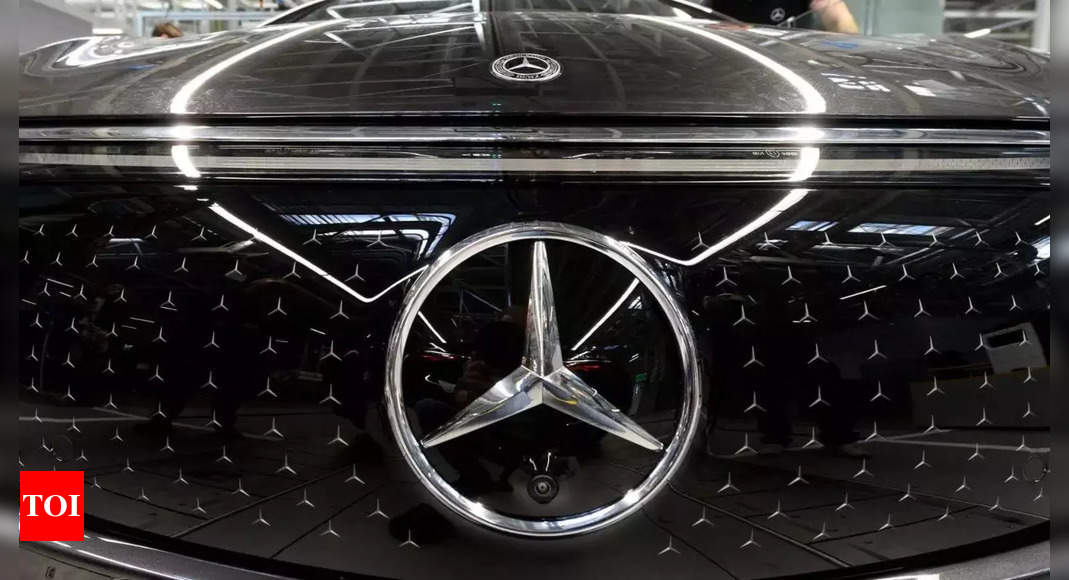 Rewarding hybrid cars doesn’t make sense: Mercedes – Times of India