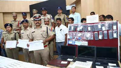 7 held for stealing & selling personal data of 17 crore Indians