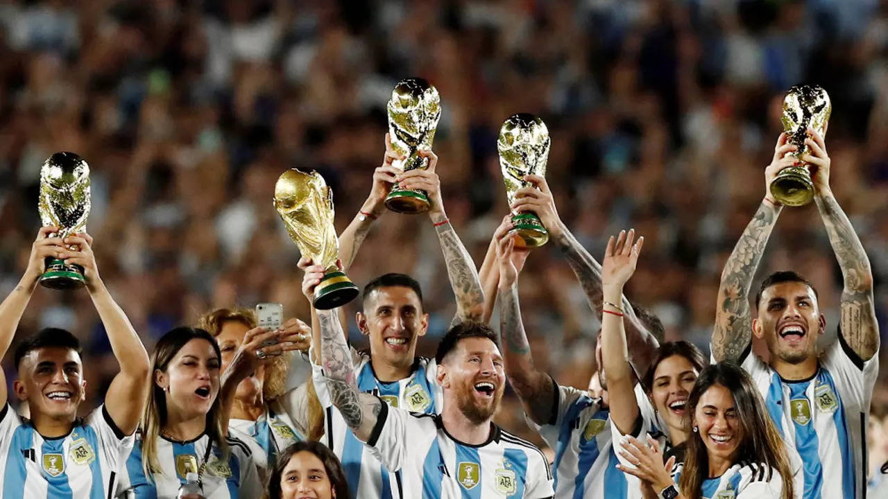 Lionel Messi lleva a Argentina a la victoria contra Panamá en su primer partido como campeones del mundo |  Noticias de futbol