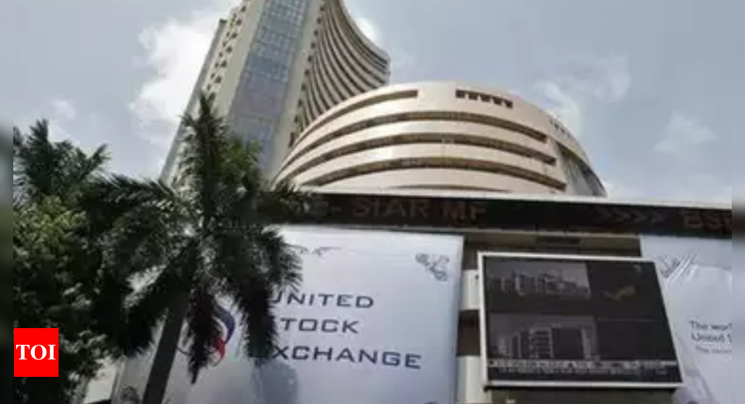 Sensex: Sensex, Nifty fall nearly 1% amid weak trend in global equities – Times of India