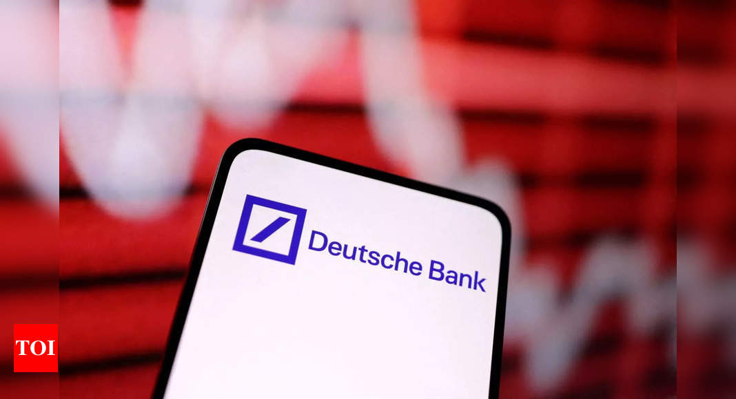 Deutsche Bank shares plunge, default insurance hits four-year high – Times of India
