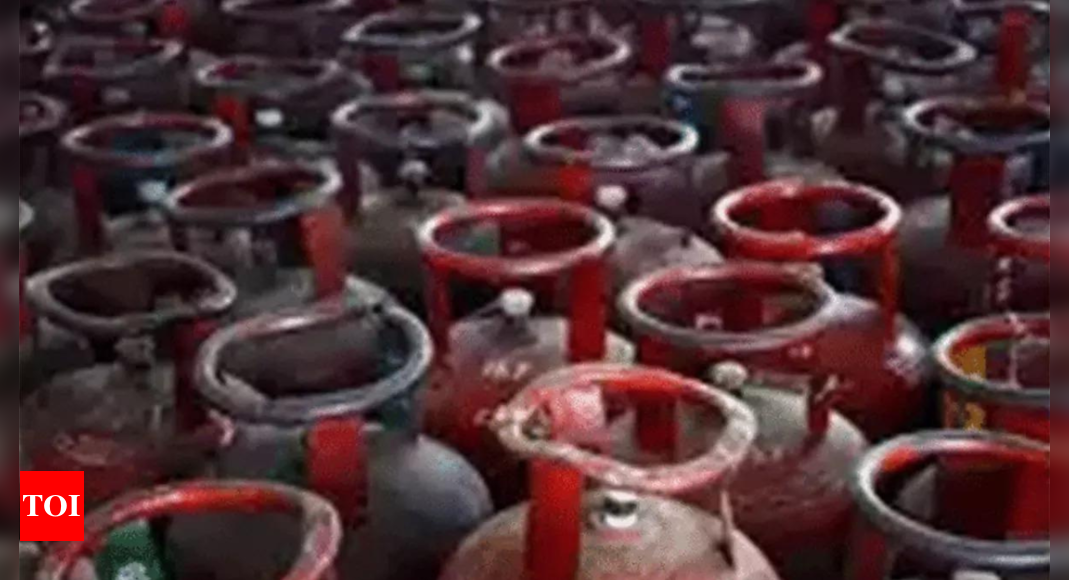 Ujjwala: Rs 200 LPG subsidy for Ujjwala consumers extended – Times of India