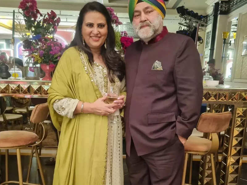 Nilu Kohli husband Death News: Exclusive - Veteran actress Nilu Kohli's  husband passes away after slipping inside the bathroom; daughter Sahiba  confirms the news