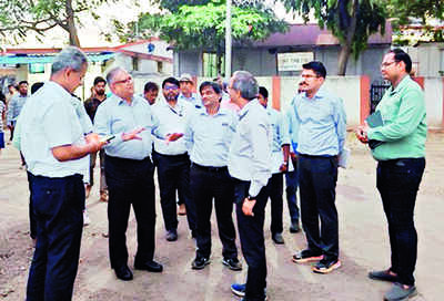 WR GM inspects ongoing work