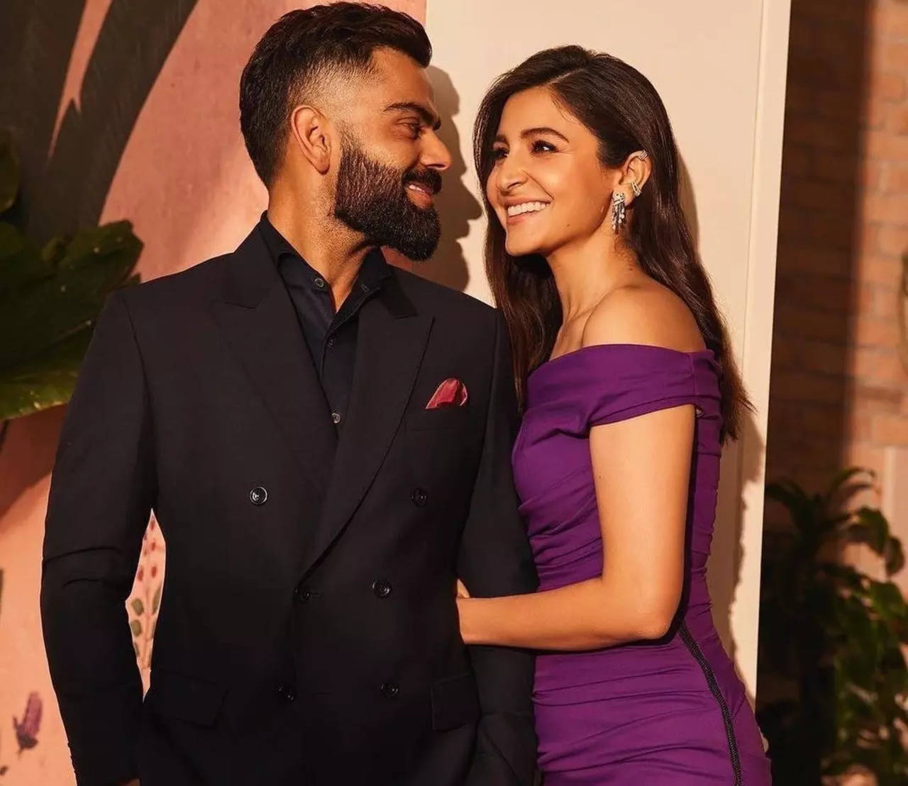 Take a break': Anushka Sharma and Virat Kohli are power couple in