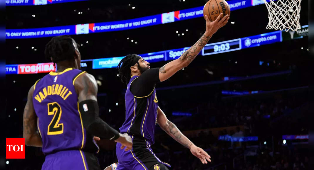 NBA: Los Angeles Lakers Hold Off Oklahoma City Thunder 116-111 | NBA ...