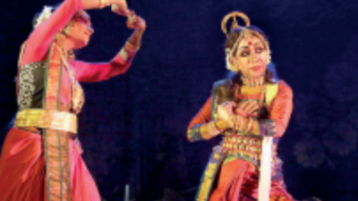 82-year-old Manipuri dancer enthrals audience with her moves, inspires ...