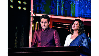 Musical evening casts a magical spell and sets the tone high with glitz & glamour