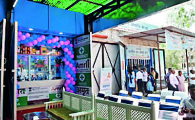 Banna opens generic drug store at Rims