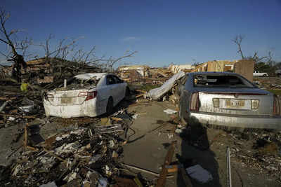 US: Daunting recovery underway in tornado-devastated Mississippi