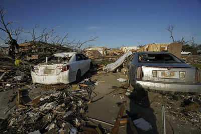 Mississippi: US: Daunting recovery underway in tornado-devastated ...