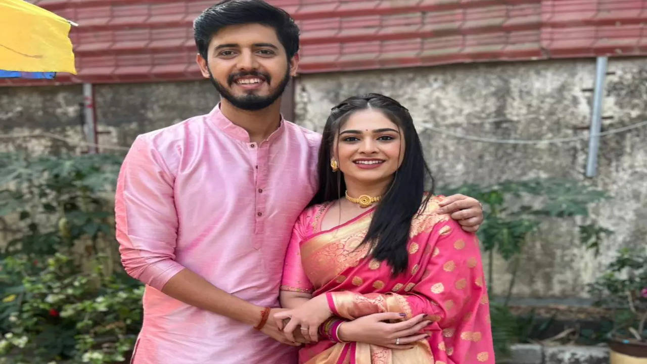 Rama Raghav actress Aishwarya Shete talks about her off-screen bond with  co-actor Nikhil Damle - Times of India