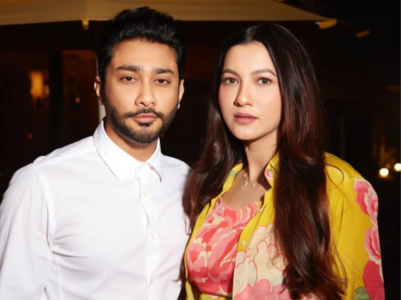 Gauahar shares her pregnancy moments
