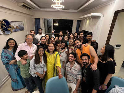 Rohit Suchanti buys a new house; throws a housewarming party for Bhagyalakshmi co-stars and friends