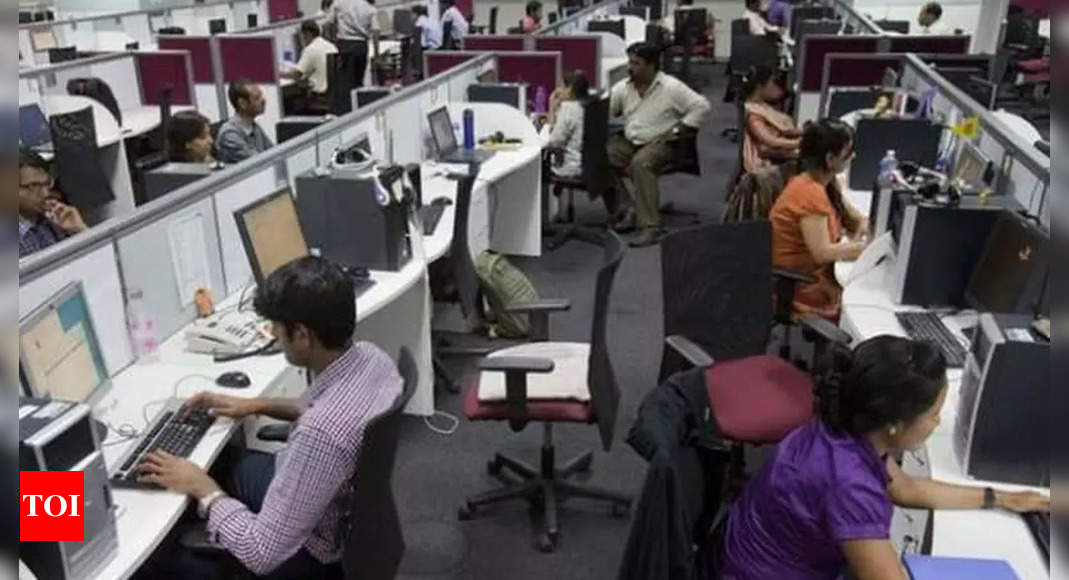 IT hiring to slow further as global banks turn cautious – Times of India