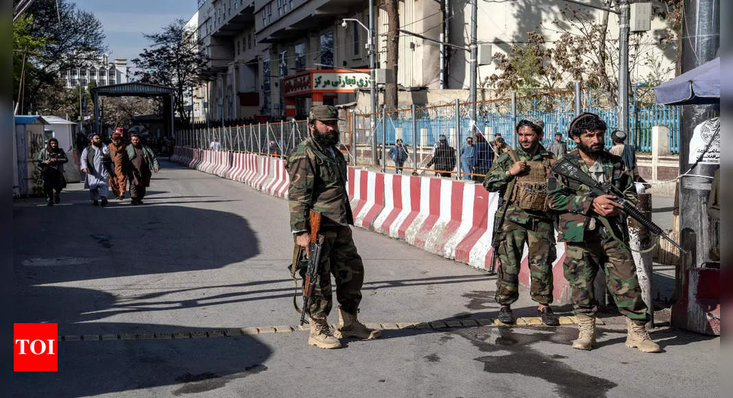 Blast near foreign ministry in Kabul kills 6 people – Times of India
