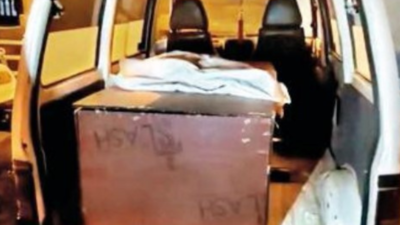 Liquor seized from coffin in Gaya mortuary van
