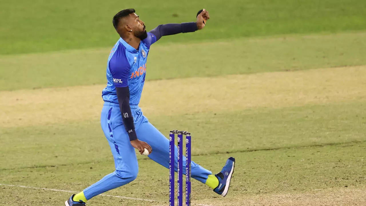 EXCLUSIVE Hardik Pandya is very strong mentally and physically, my earlier statement on him was taken the wrong way, says Abdul Razzaq Cricket News 