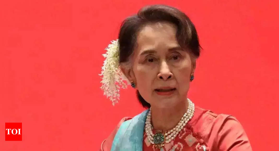 Suu Kyi: Myanmar junta dissolves Suu Kyi’s party as election deadline passes – Times of India