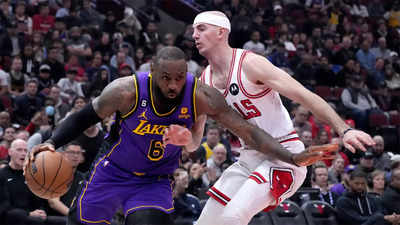 LeBron James, Anthony Davis lead Los Angeles Lakers past Chicago Bulls 121-110