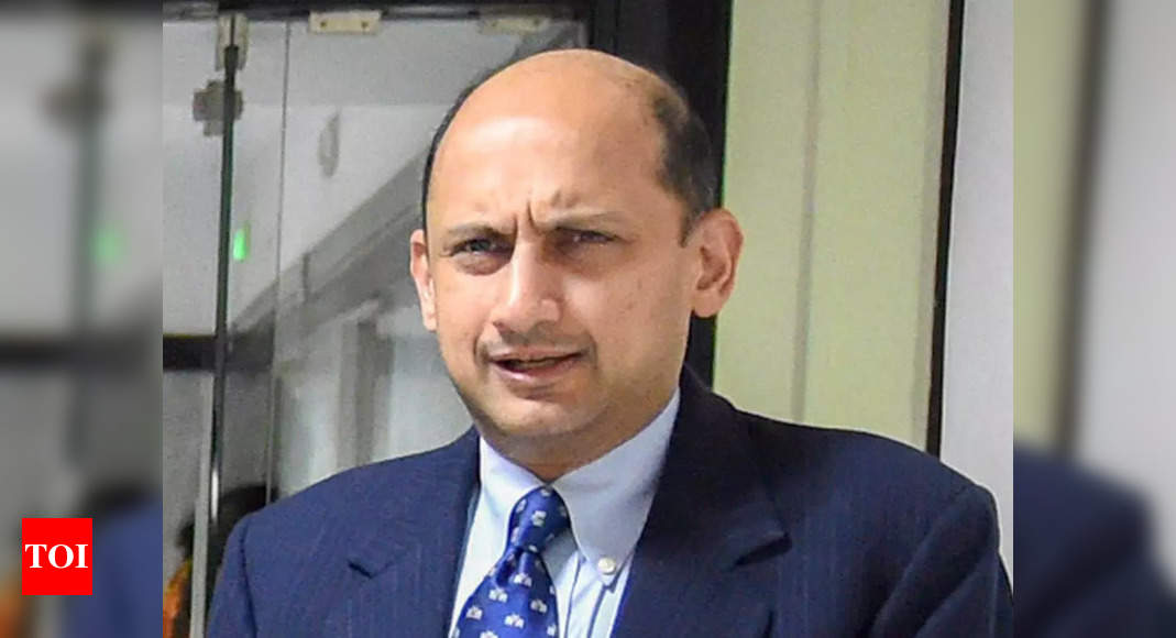 Break up India’s biggest companies, former deputy governor of RBI Viral Acharya says – Times of India