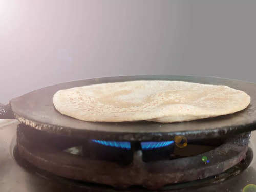 Can cooking roti on direct flame cause cancer?