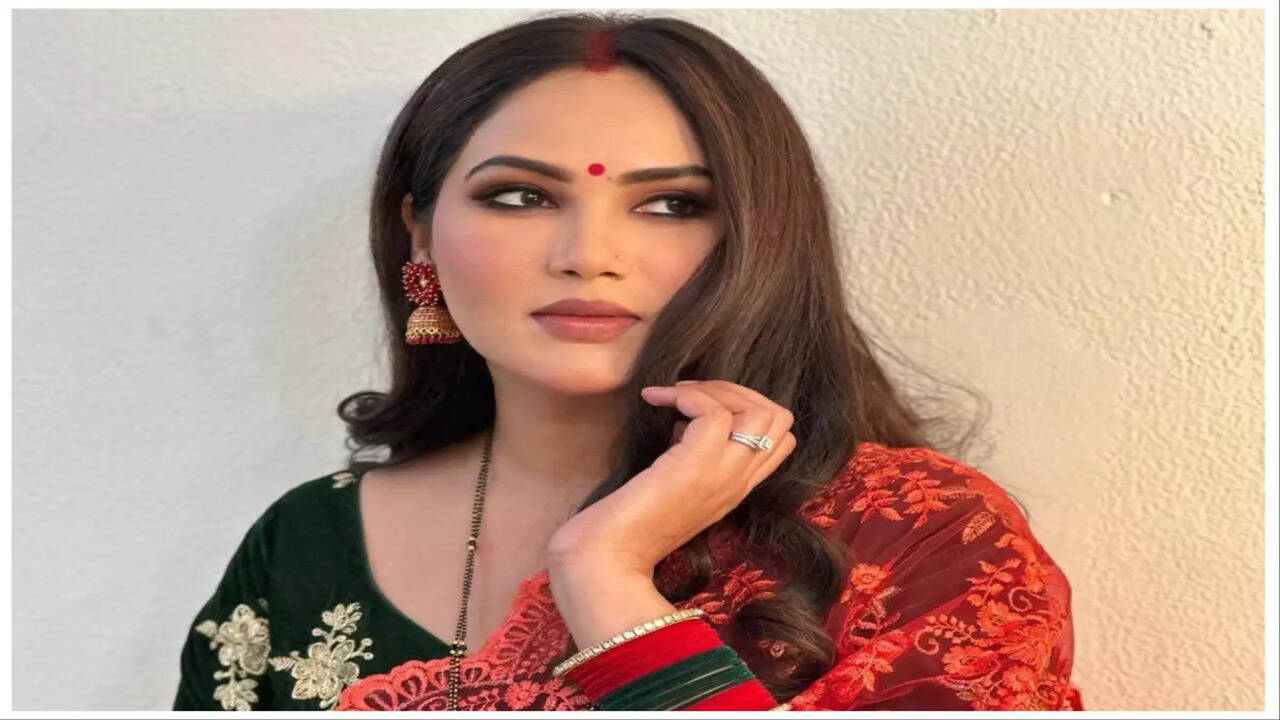 Breaking! Is Kamna Pathak bidding adieu to Happu Ki Ultan Paltan? - Times  of India
