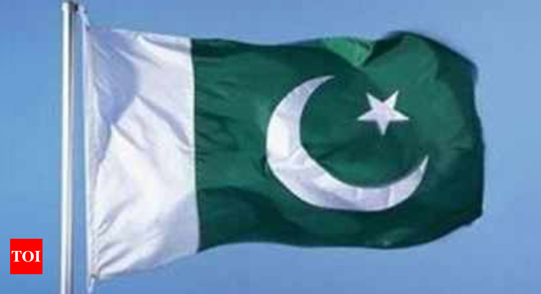 Pakistan: Pakistan initiates outsourcing of three major airports – Times of India