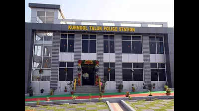 Kurnool SP orders enquiry after silver, cash worth Rs 75 lakh goes missing from police station