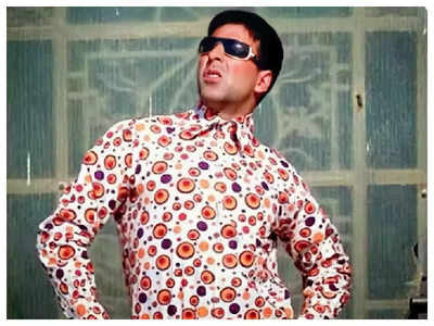 Akshay Kumar's side wala swag in Phir Hera Pheri has sparked a meme fest on  Instagram. Why? - India Today