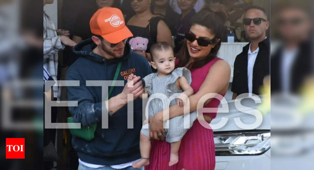 Priyanka Chopra arrives in Mumbai with Nick Jonas and daughter Malti Marie – Pics inside – Times of India ►