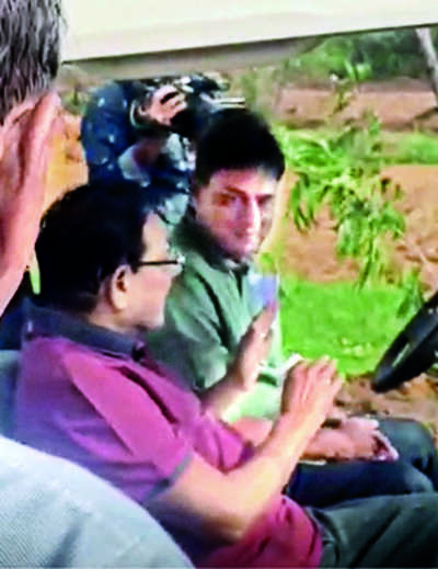 Dhariwal visits RCG, instructs JDA to fence unused piece of land