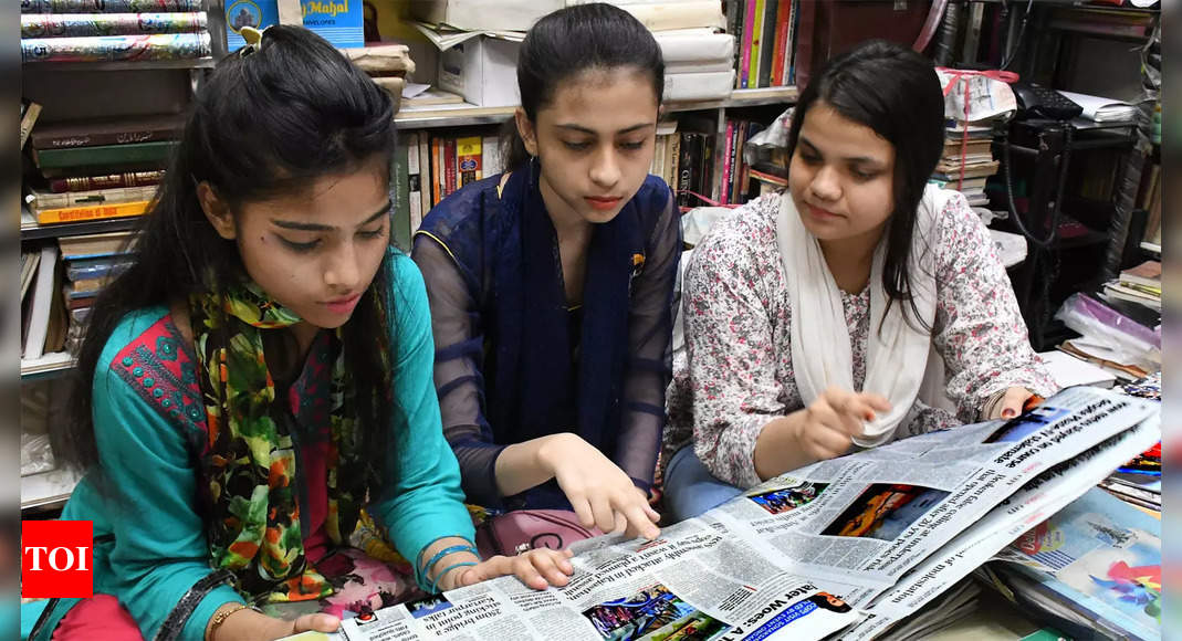 ‘Implement UGC norms on central pattern for govt colleges’ – Times of India