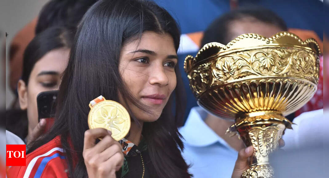 World Boxing champion Nikhat Zareen receives rousing welcome in ...