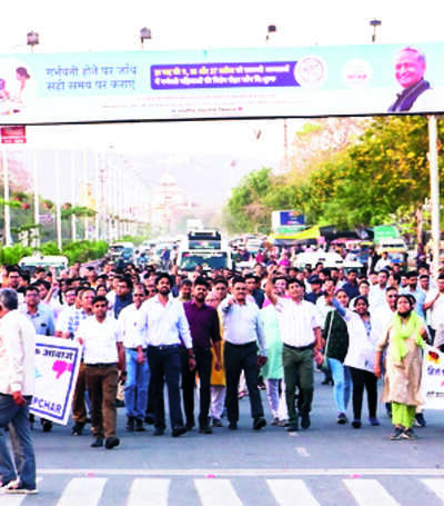 Pvt hosps threaten to shun all health schemes of govt