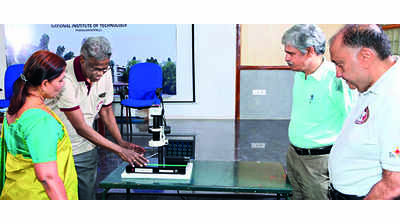 Alumni donate microscope to NIT, ₹25L fund at jubilee meet