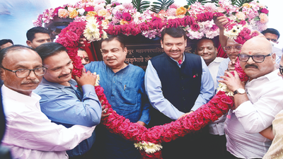 Maharashtra Deputy CM Devendra Fadnavis okays Rs 1,000 crore cement road project