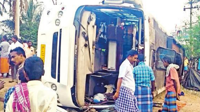Bus topples in Thanjavur, boy, 9, woman, 63, dead