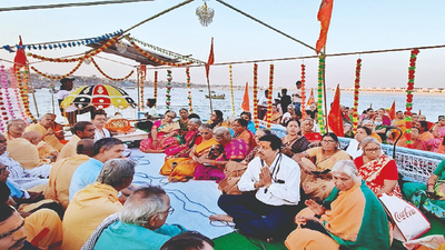 Kashi all set to welcome Telugu pilgrims, tasks assigned to departments