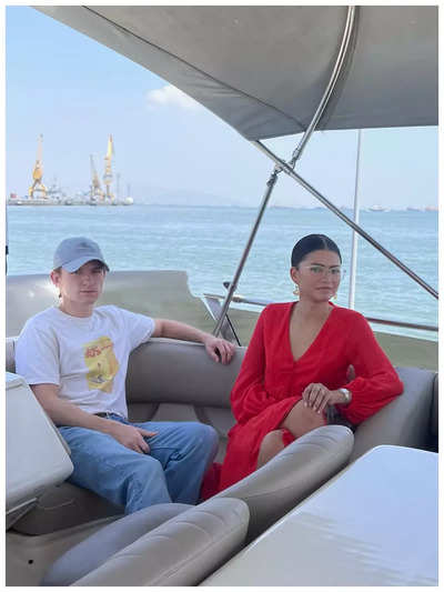 (BT Exclusive) Tom Holland and Zendaya fascinated by the sea, cricket and Mumbai’s skyline
