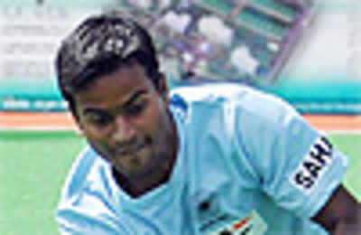 India hold Pakistan 2-2 in Asian Champions Trophy