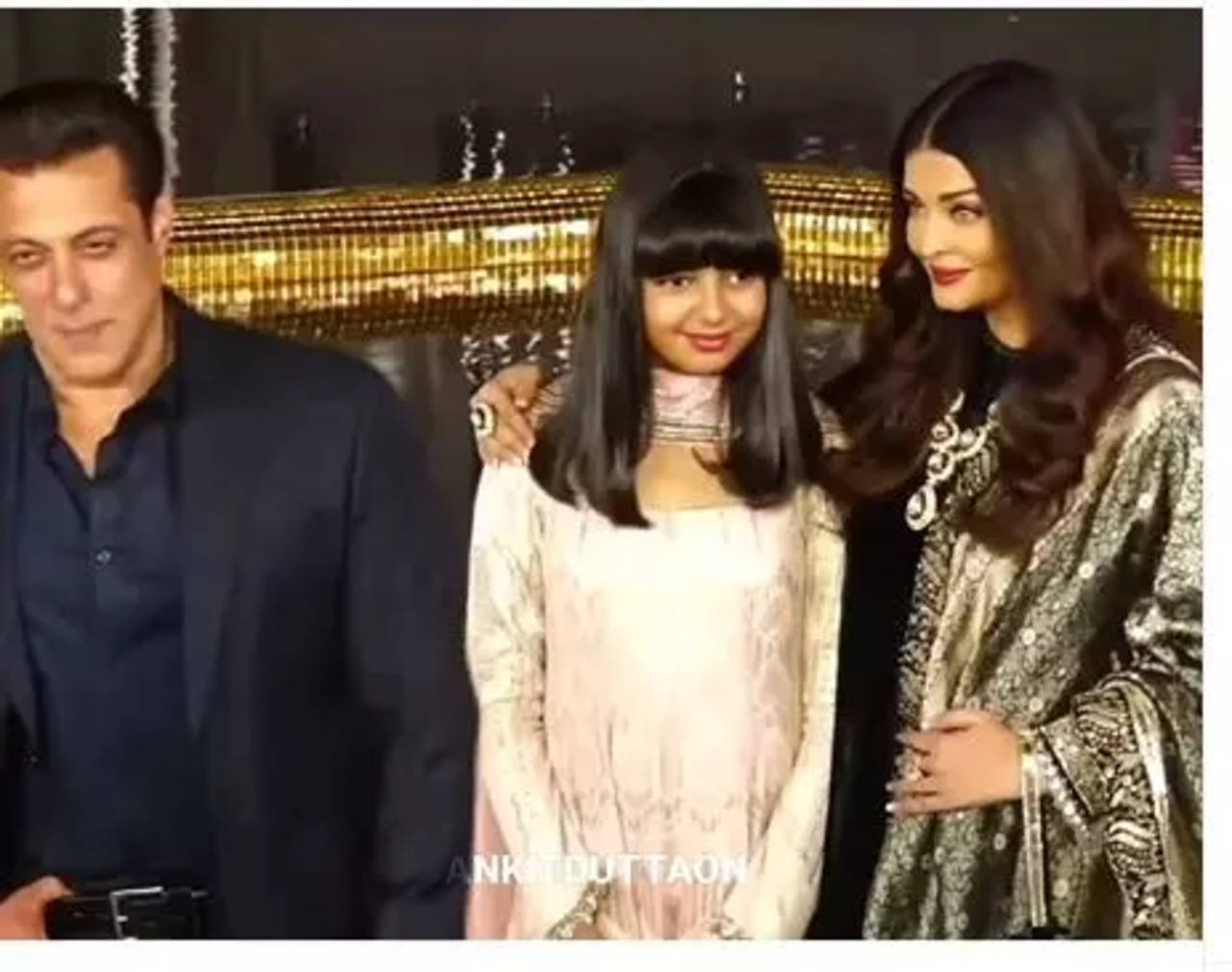 Aishwarya Rai Bachchans fans are upset with an edited video which sees her and Aaradhya with Salman Khan Hindi Movie News