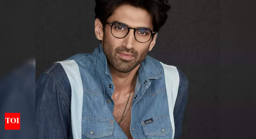 Connection with the audience is my validation, says Aditya Roy Kapur ...
