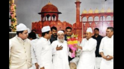 BJP attacks Bihar CM Nitish Kumar over Red Fort poster at iftar