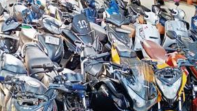 10 minors among 82 held in Mumbai for illegal bike racing on Western Express Highway, placing bets
